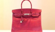 Сумка Hermes Birkin установила рекорд на торгах в Гонконге