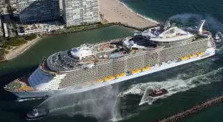 Самый большой круизный корабль в мире