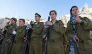 Израильский военный наказан за поедание некошерного сэндвича