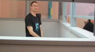 Карагандинскому "юристу с мухобойкой" уменьшили срок