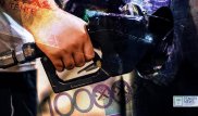 Чиновники в областях создают преступные схемы и берут взятки талонами на бензин