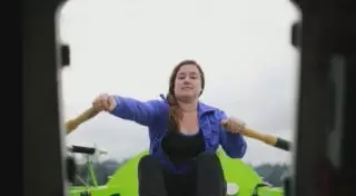 Американка отправилась в одиночку пересекать Тихий океан на веслах