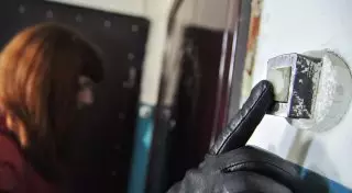 Обманщица малолетних детей задержана в Шымкенте