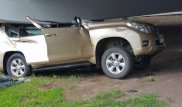 Внедорожник въехал в опору моста в Астане