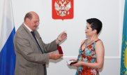 Казахстанская писательница Карина Сарсенова получила две престижные международные награды
