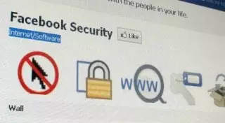 Казахстанских пользователей Facebook атакует порноспам