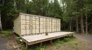 Снаружи это обычные контейнеры, а внутри...