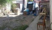 Рабочие предприятия выносили мусор на флаге в Шымкенте