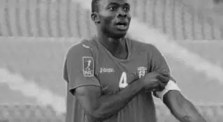 Футболист умер от сердечного приступа во время матча в Малайзии