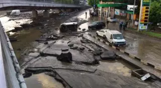 Разрушительное наводнение в Тбилиси унесло жизни 10 человек