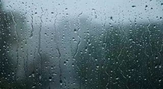 Штормовое предупреждение объявлено в Алматы