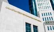 Казахстанские депутаты в этом году будут работать дольше обычного