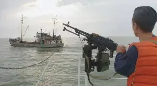 Российского браконьера ранили на Каспии