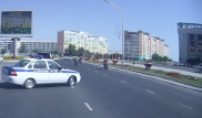 ДТП с участием патрульного авто в Актау попало на видео