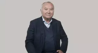 Ораторию на основе произведений Шакарима и Абая Карл Дженкинс написал по заказу мецената из Казахстана