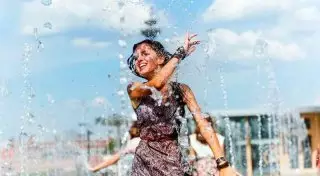 Жители Атырау ощутили 50-градусную жару