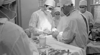 Колумбиец месяц ходил с ножом в спине