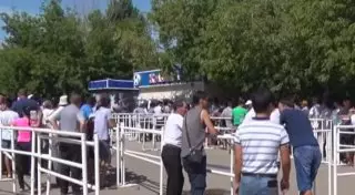 Футбольные фанаты назвали беспределом ситуацию с билетами в Актобе