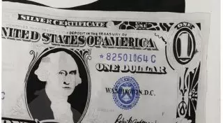 Картина Энди Уорхола "Один доллар" продана почти за 33 миллиона долларов