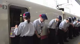 Убрать поезд за 7 минут. Чудо от японских трудоголиков