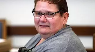 Мать осудили за убийства восьмерых детей во Франции