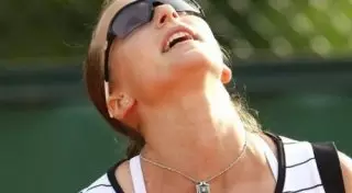 Ярослава Шведова вышла в третий круг "Уимблдона" в парном разряде