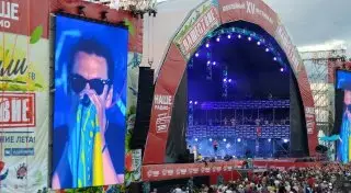 Почему Петкун появился на сцене "Нашествия-2015" с флагом Казахстана