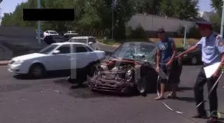 Полицейский попал в крупное ДТП в Шымкенте - СМИ