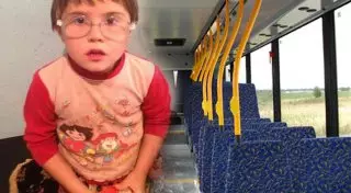 В Темиртау накажут родителей найденной в автобусе маленькой девочки