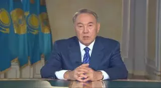 Назарбаев сказал "спасибо" казахстанцам за поздравления