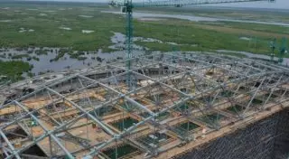 В Астане скончался еще один упавший с высоты строитель