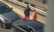 "Самую крутую дорожную разборку в истории Канады" сняли на камеру