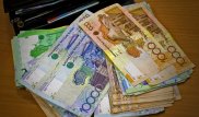 Курс тенге к доллару может достигнуть 192 тенге к концу 2015 года - аналитики