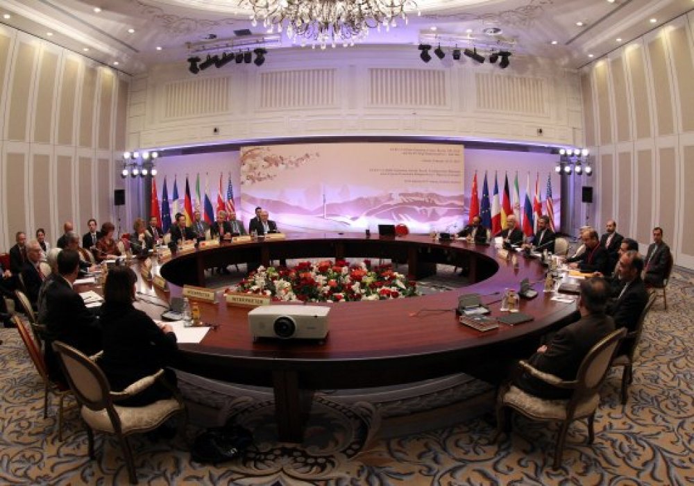 Переговоры Тегерана и "шестерки" международных посредников по иранской ядерной программе в Алматы. Фото ©РИА Новости, 2013 год