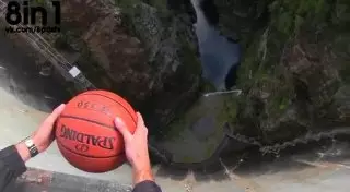 Наглядная демонстрация "эффекта Магнуса" стала хитом YouTube