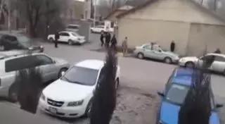 Драку полицейских в Алматы сняли на камеру