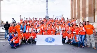 BI Group подарил сотрудникам путешествие в Париж