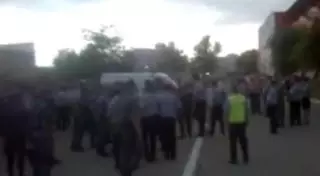 Очевидец снял на видео конфликт после матча "Актобе" - "Шахтер"