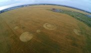 Загадочные круги появились на одном и том же поле в России спустя ровно 10 лет
