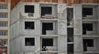 На 30 стройобъектах Астаны квартиры дольщикам продавались незаконно - акимат