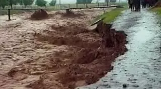 В Таджикистане во время паводков и оползней погибли 8 человек