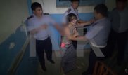 Девушки в Шымкенте устроили "теплый" прием полицейским