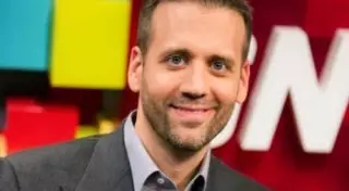 Мейвезер может хорошо заработать на бое с Головкиным - Макс Келлерман