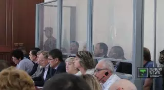 Подсудимые по делу Ахметова просят выпустить их из-под стражи