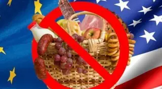 Путин разрешил уничтожать санкционные продукты на границе