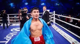Казахстанский боксер отправил мексиканца в нокаут на 38-й секунде боя
