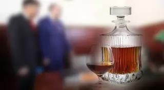 Бутылку коньяка за подписание акта передали начальнику Управления по ЧС Павлодара