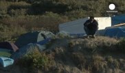 Мигранты штурмуют Ла-Манш: За ночь полиция пресекла 1700 попыток пробраться в туннель