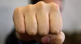 Жители ЮКО устроили самосуд над грабителем