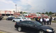 Мужчина открыл огонь в кинотеатре в США и ранил зрителя топором